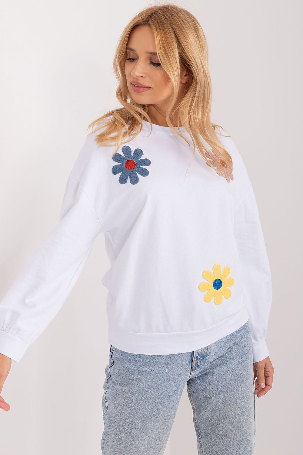  blouse model 193343 Italy Moda 