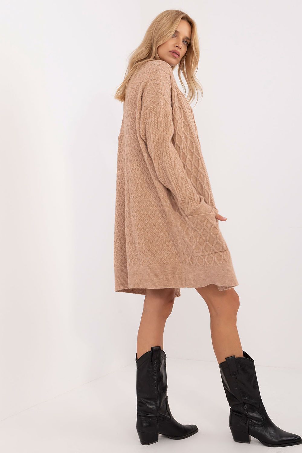  cardigan model 199518 AT 