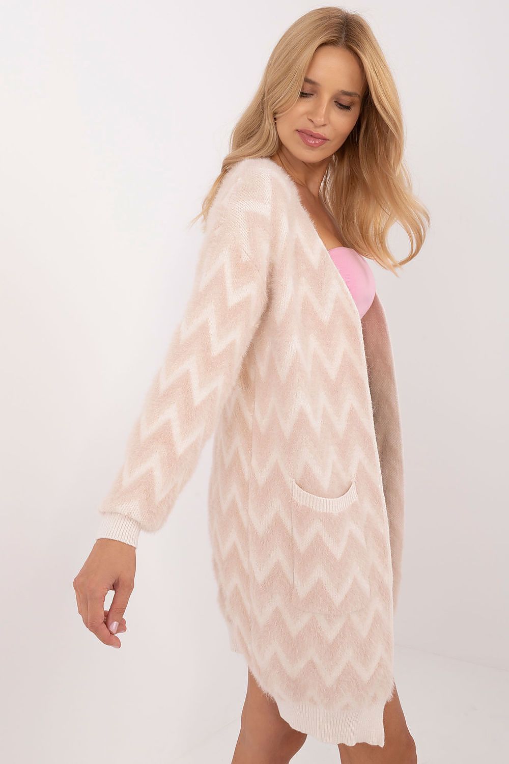  cardigan model 199547 AT 