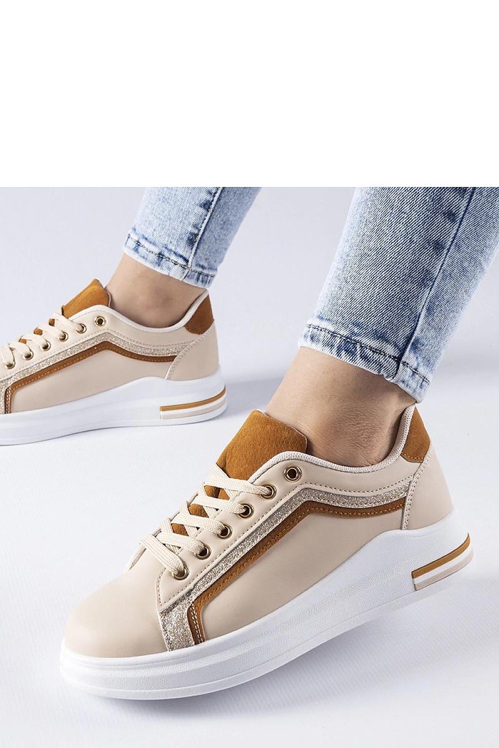  Sportchoenen op een platform model 207566 Solea 