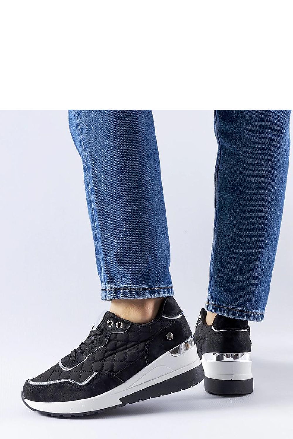  Schoen met sleehak model 207620 Solea 