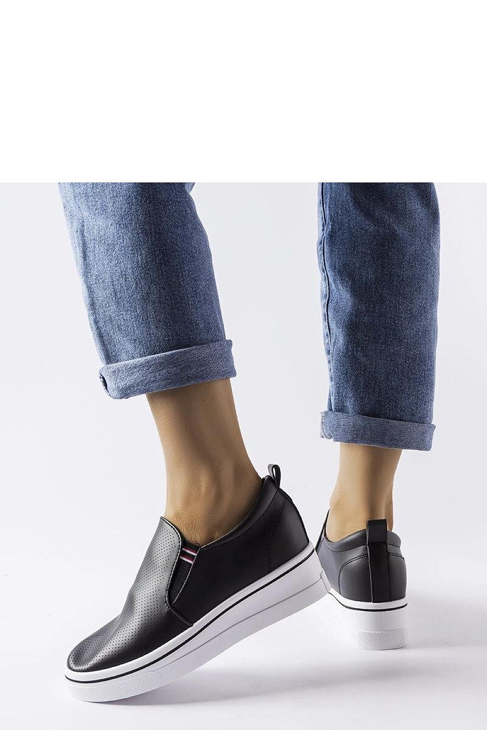  Schoen met sleehak model 207762 Solea 