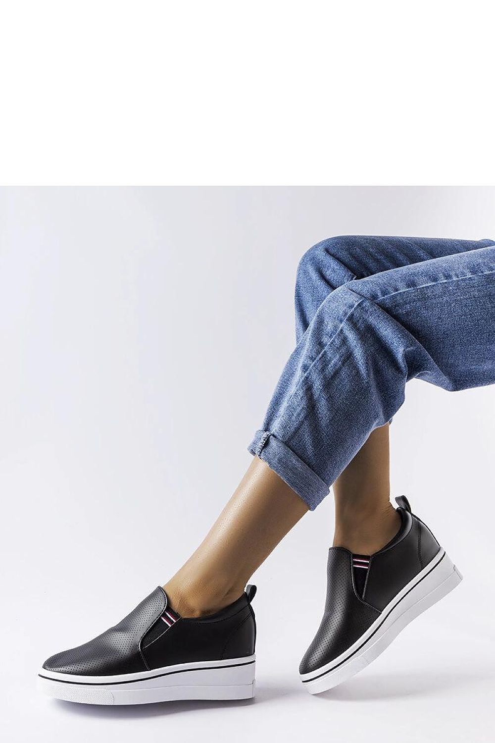  Schoen met sleehak model 207762 Solea 