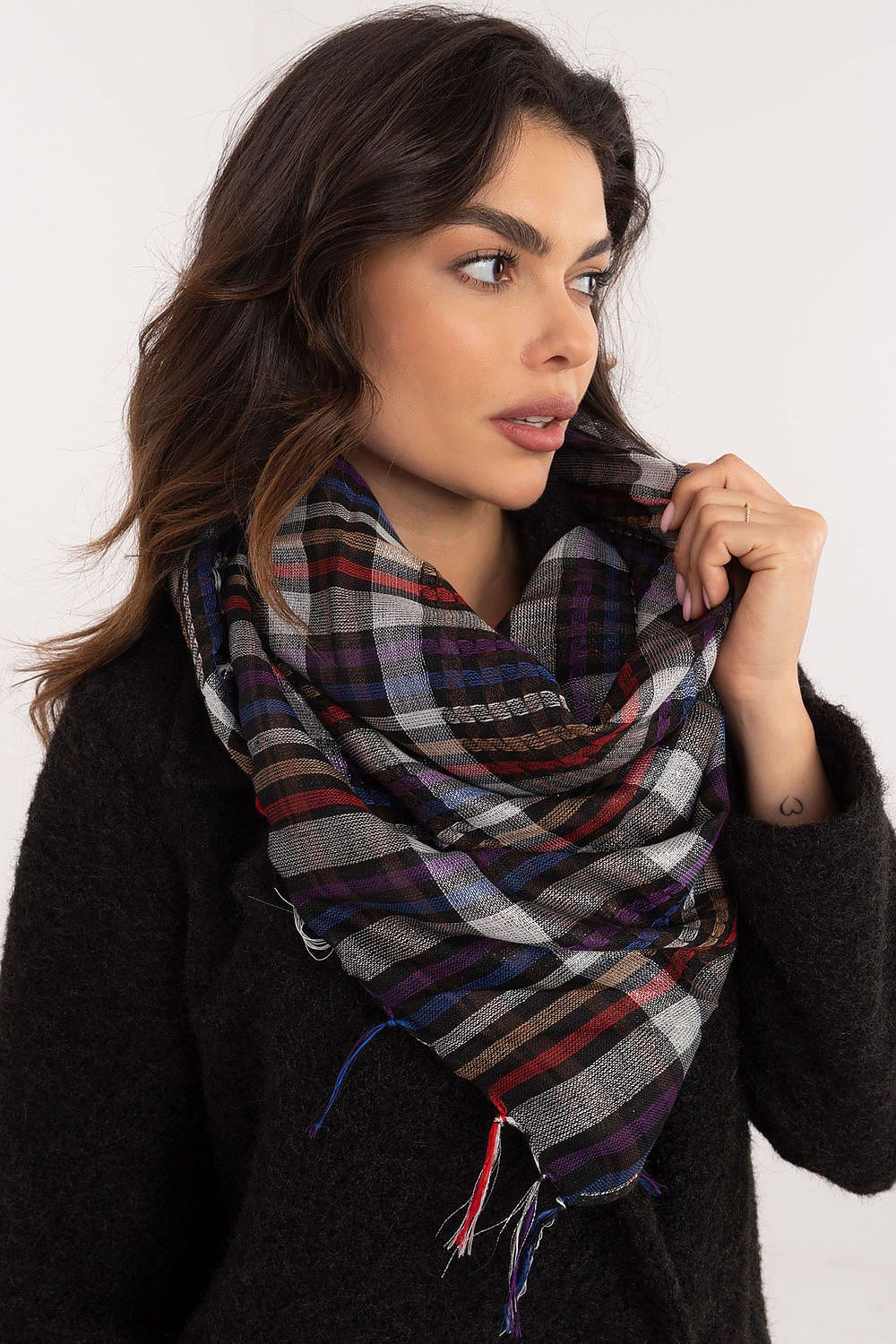  sjaal model 208390 AT 
