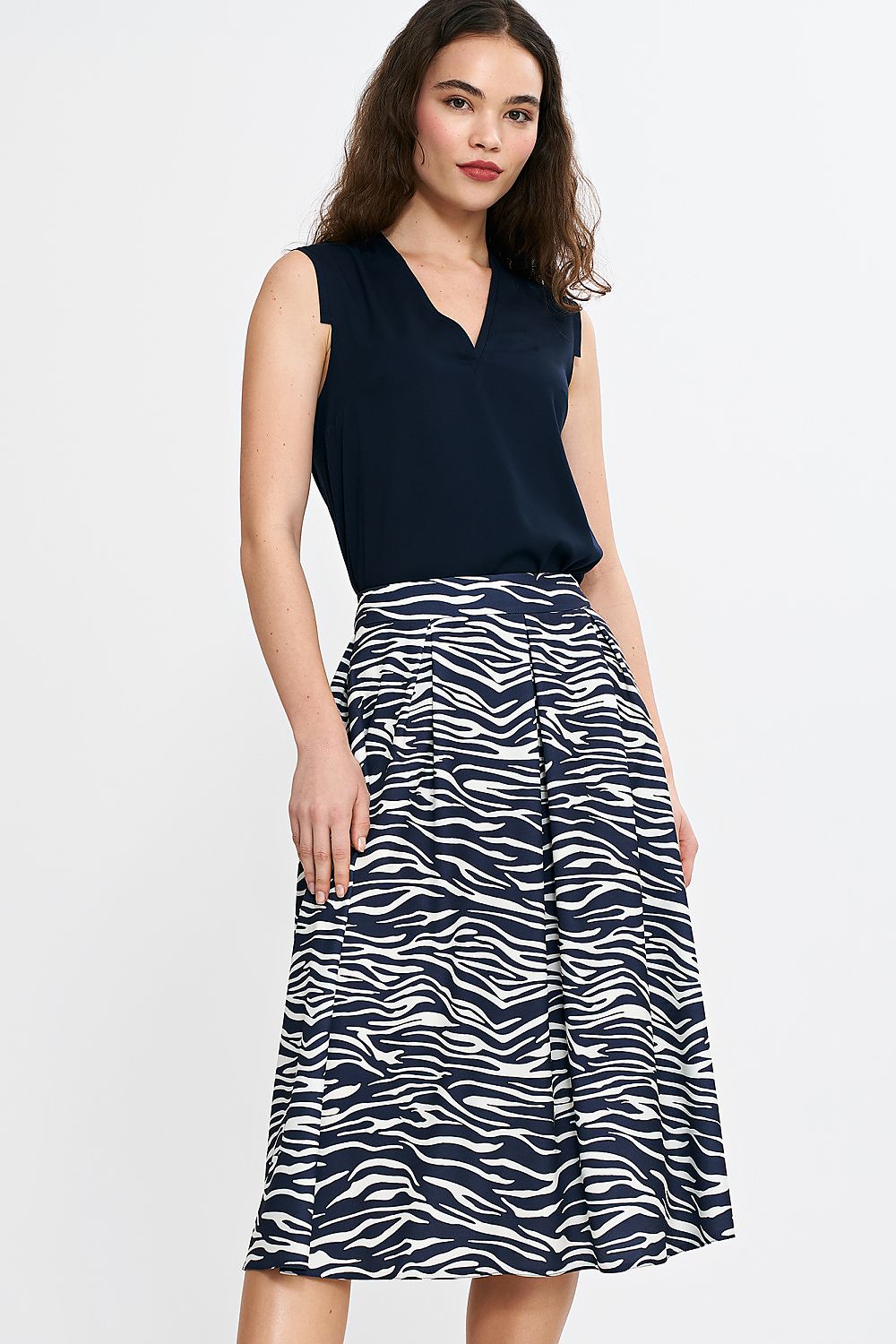  rok model 210067 Nife 