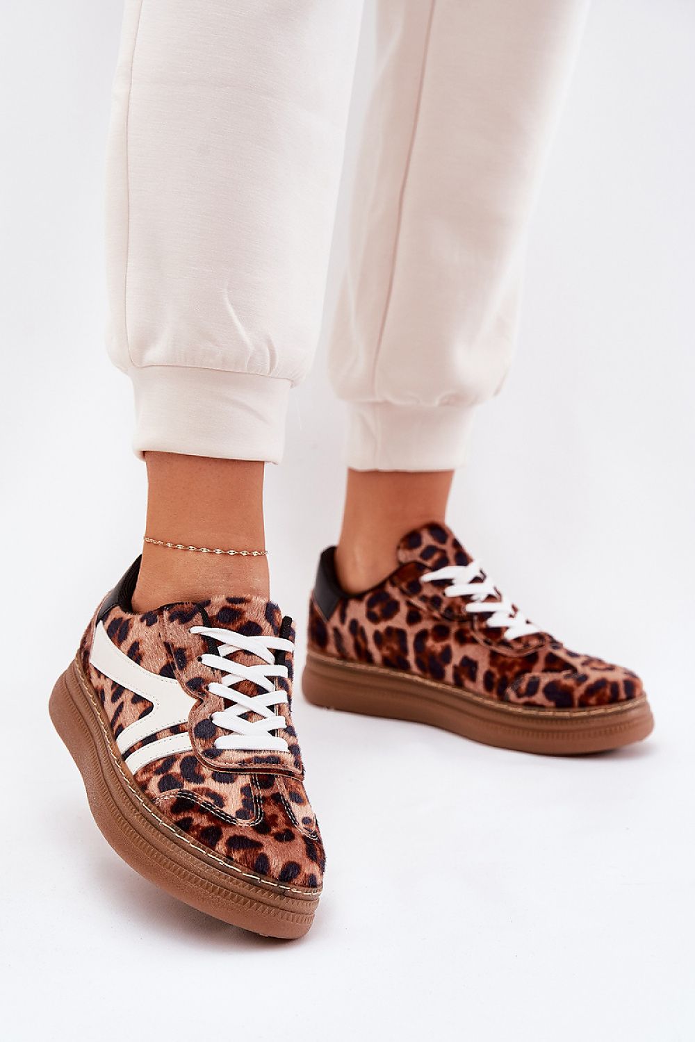  Sportchoenen op een platform model 211004 Step in style 
