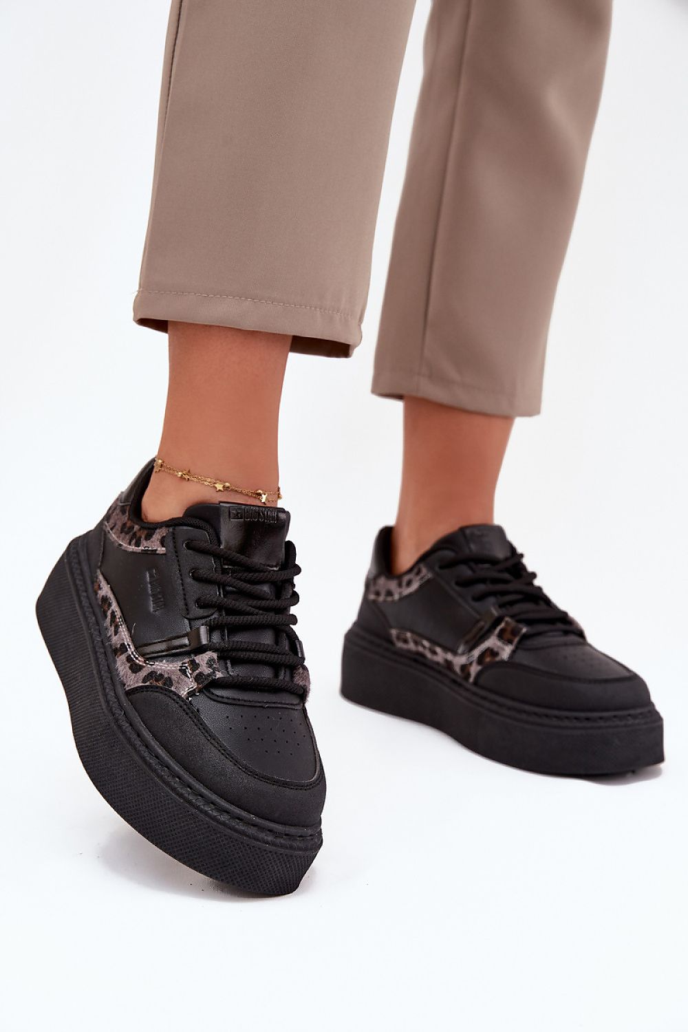  Sportchoenen op een platform model 216463 Step in style 