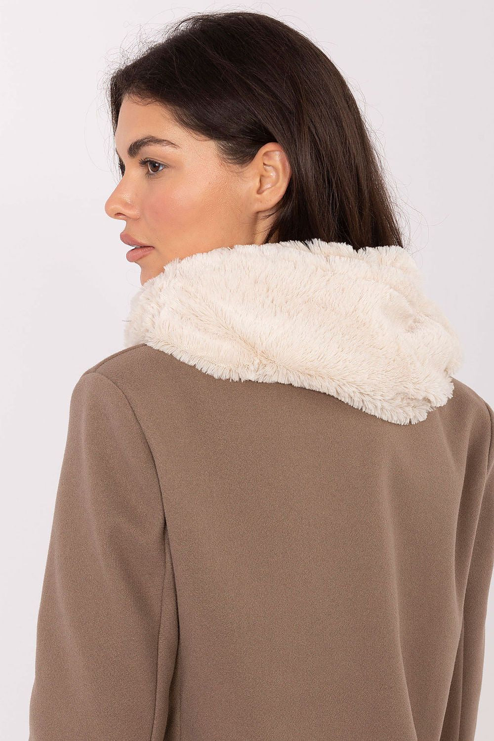  Loop Shawl model 219611 AT 