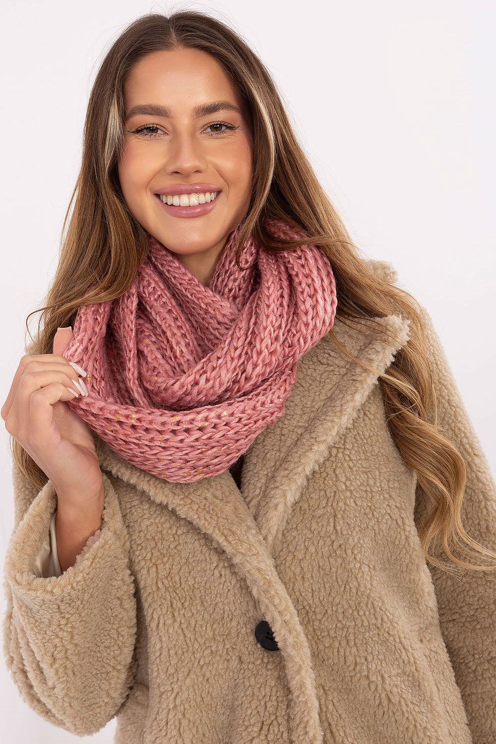  Loop Shawl model 220377 AT 