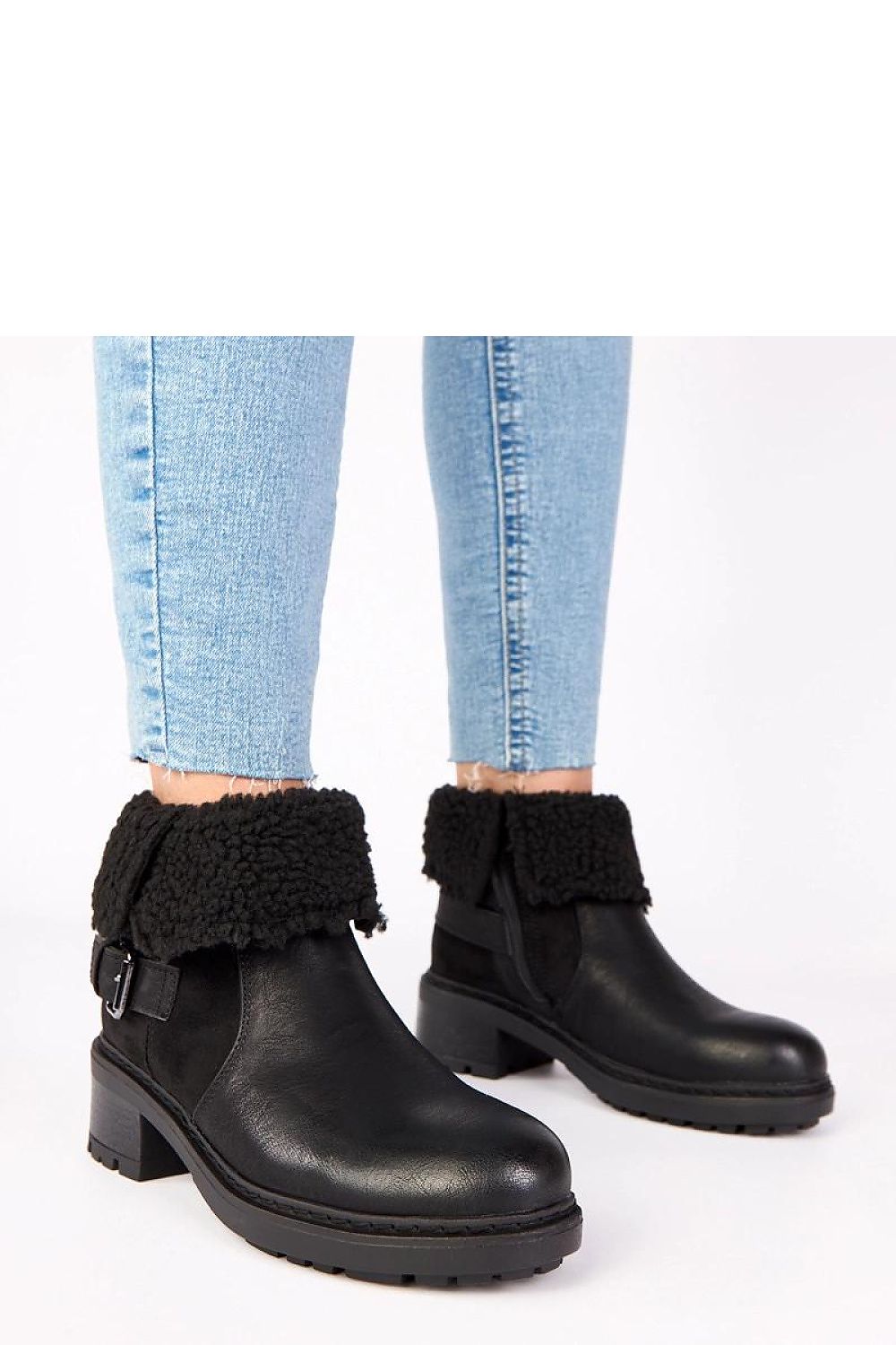  Laarsjes model 221667 Solea 