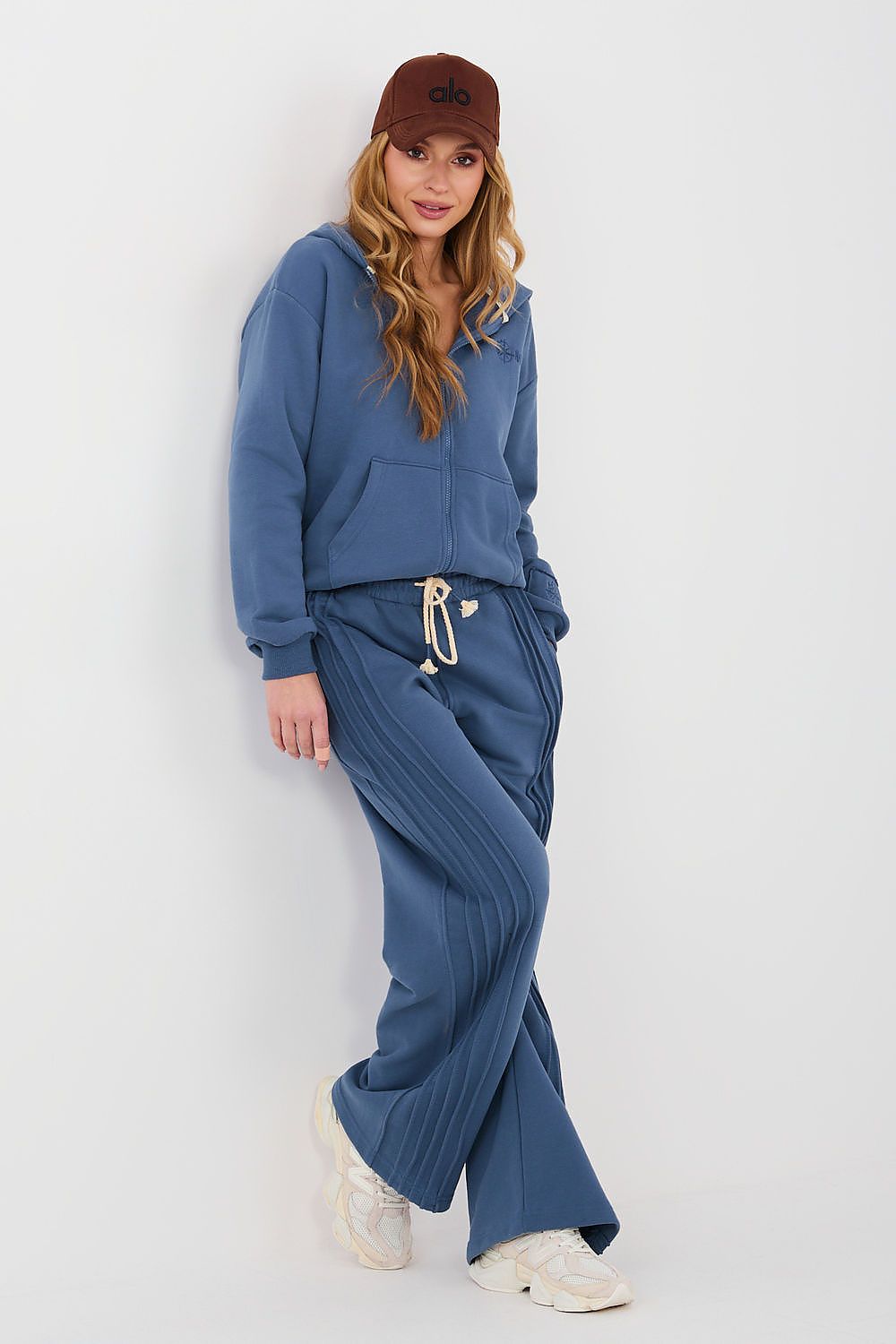  trainingsbroek model 224122 Factory Price 