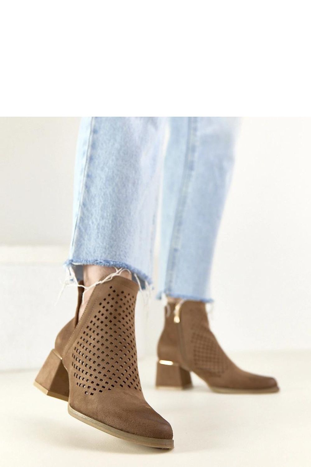  Laarsjes met hoge hak model 224953 Solea 
