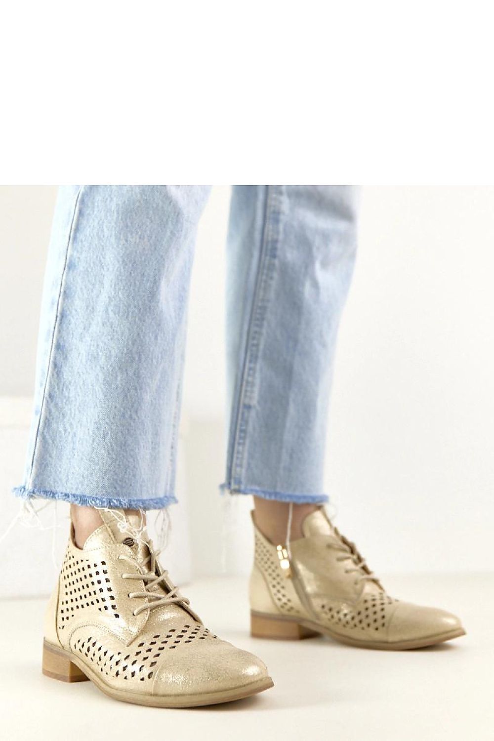  Laarsjes model 224954 Solea 