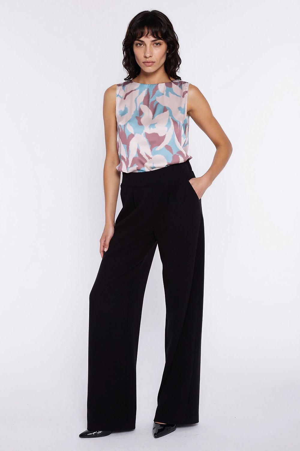  Damesbroek model 225825 Nife 