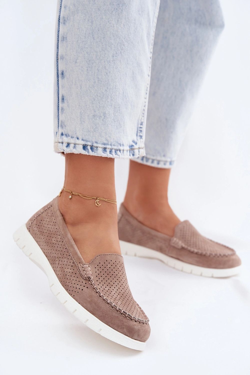  Moccassins model 226904 Step in style 