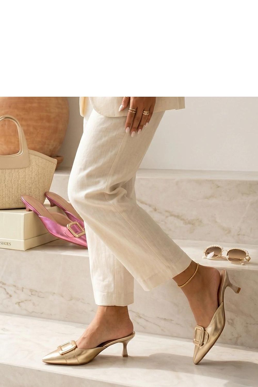  Hakken slippers model 228204 Solea 