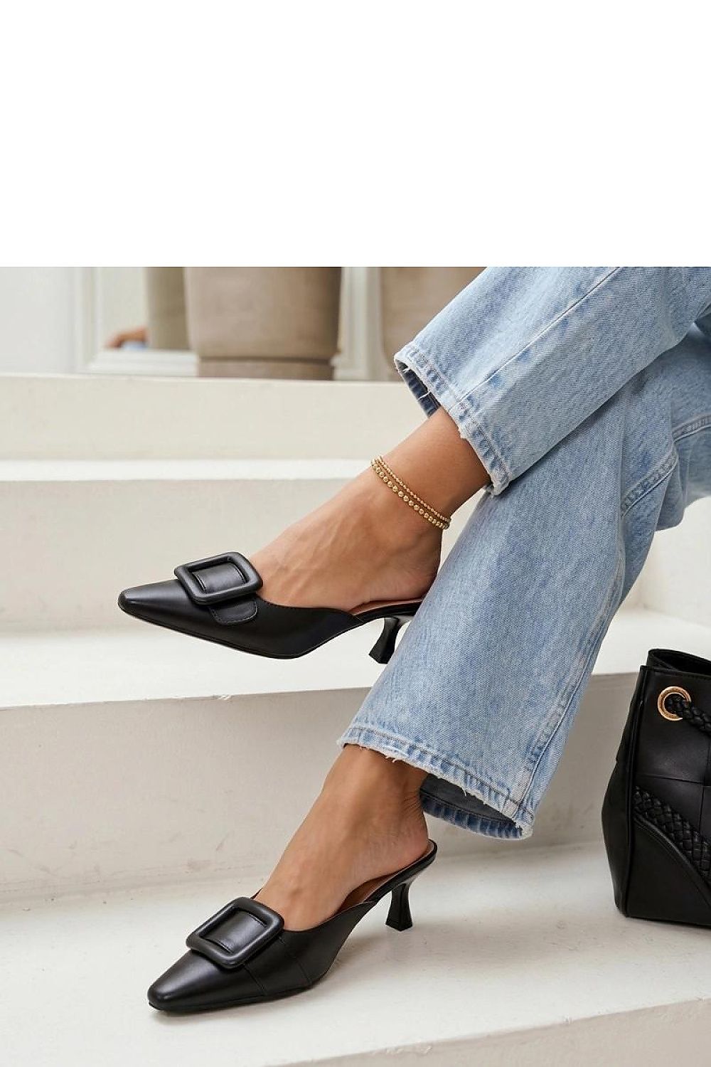  Hakken slippers model 228205 Solea 
