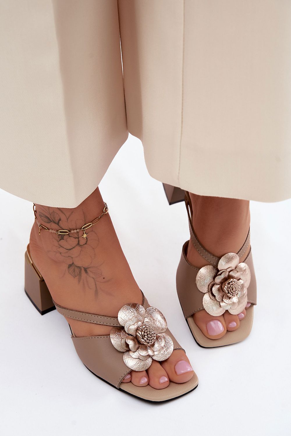  Hakken slippers model 228378 Step in style 