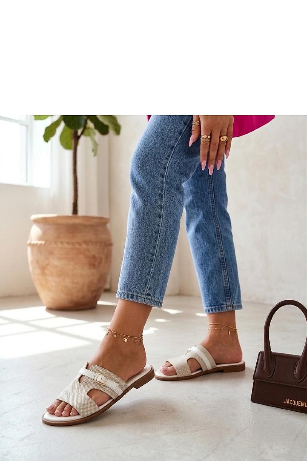  slippers model 229770 Solea 