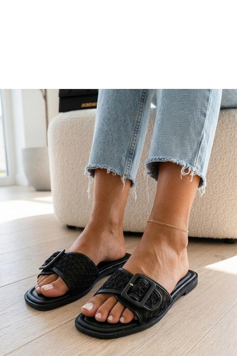 slippers model 229793 Solea 