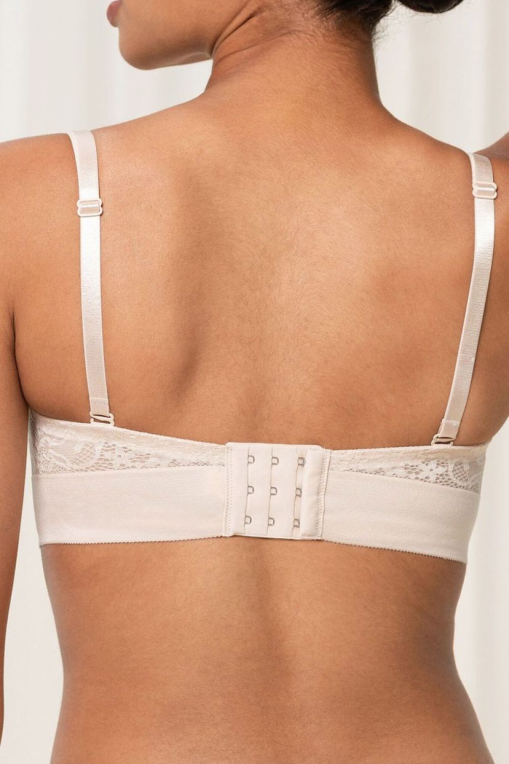  Decolleté-beha / Balconette beha model 229986 Triumph 