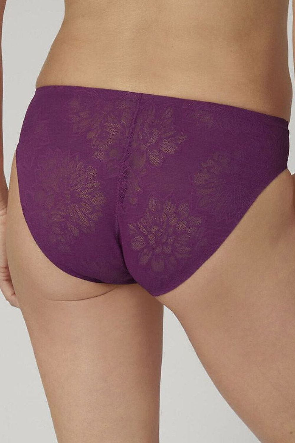  Slip model 230311 Triumph 