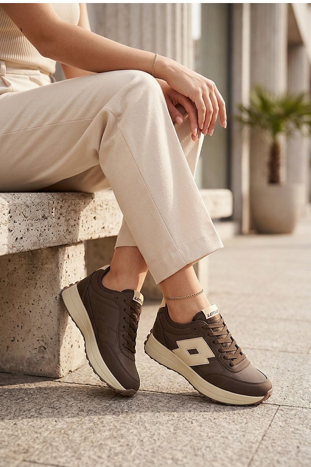  Sportchoenen op een platform model 230615 Step in style 