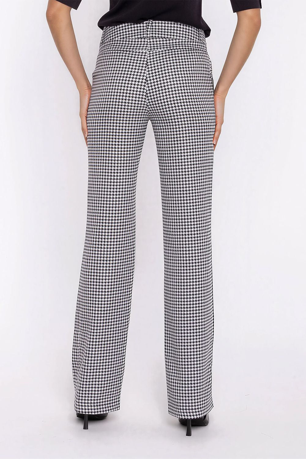  Damesbroek model 231674 Nife 