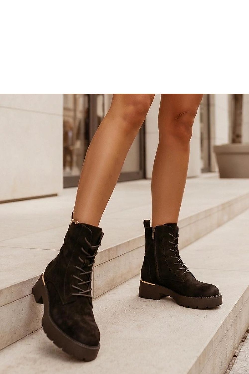  Zware bottines model 231685 Solea 