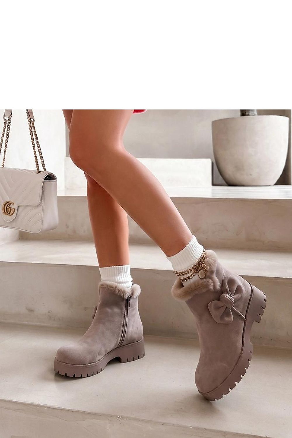  Laarsjes model 231694 Solea 
