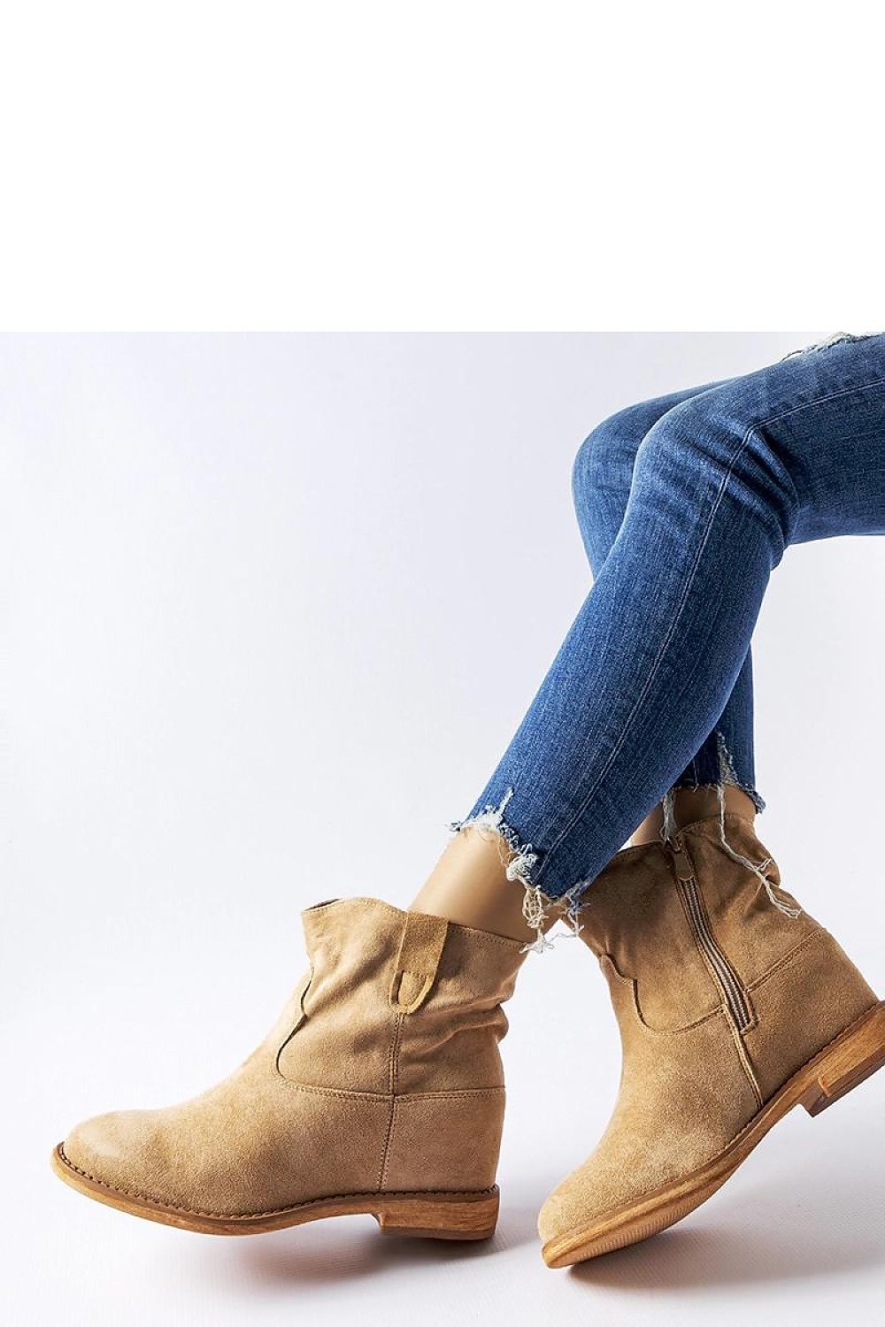  Laarsjes op sleehak model 232145 Solea 