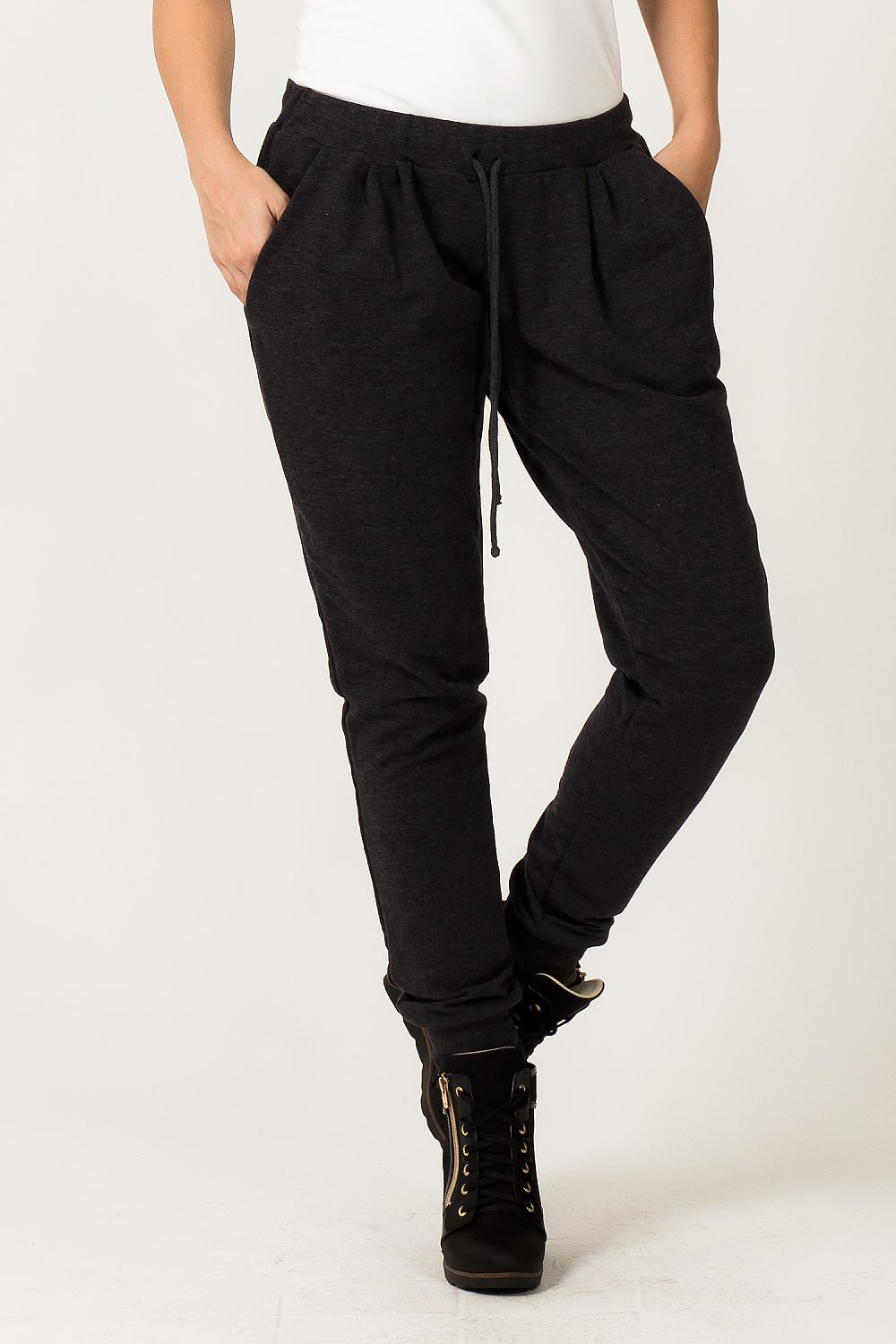  trainingsbroek model 36110 Tessita 