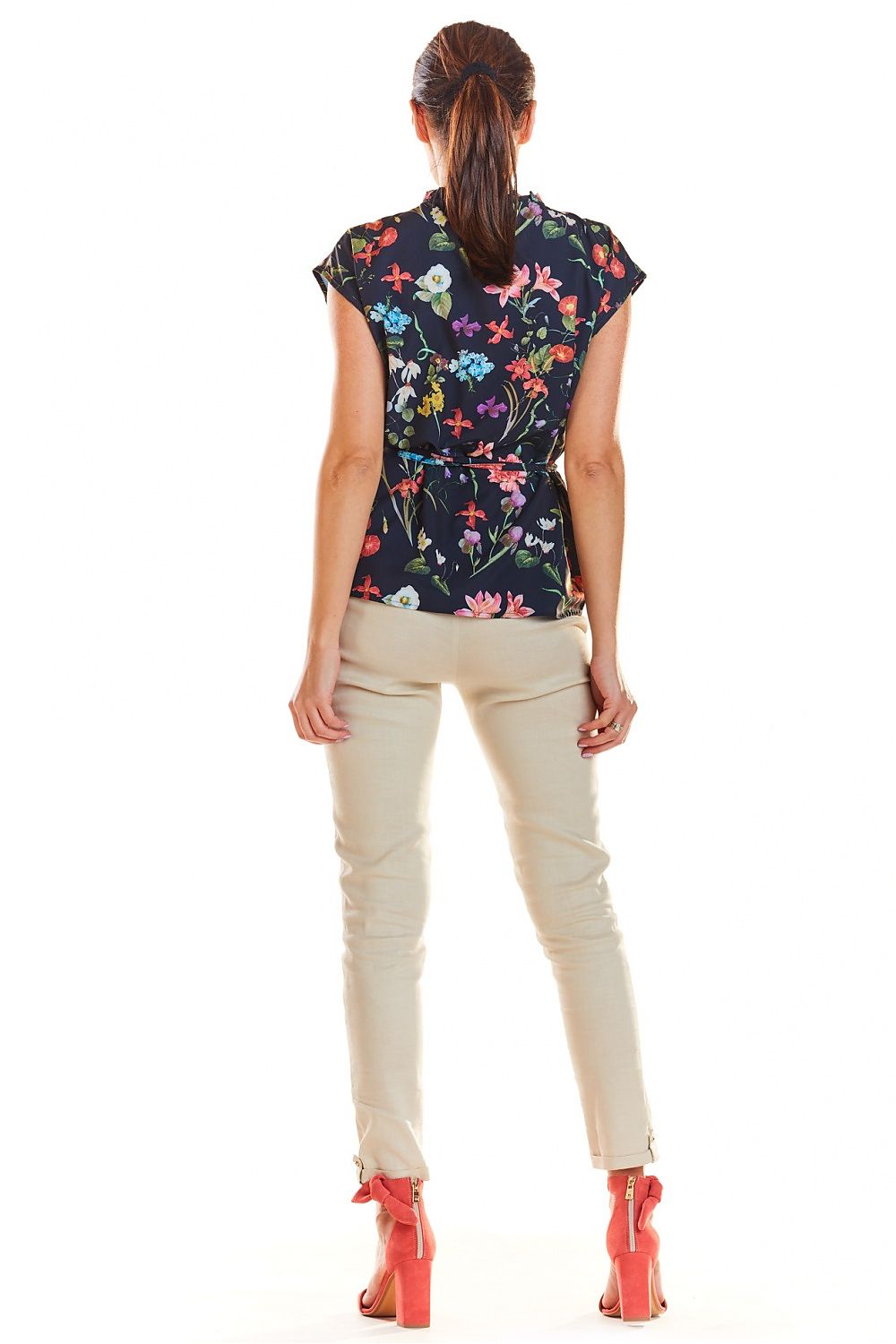  blouse model 129236 Infinite You 