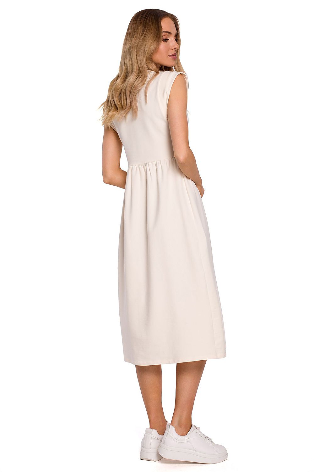  Dagjurk model 153679 Moe 