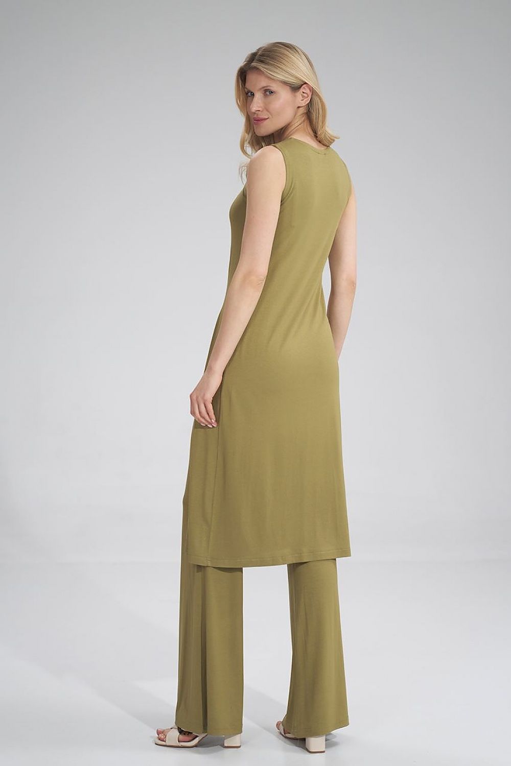  tuniek model 155916 Figl 
