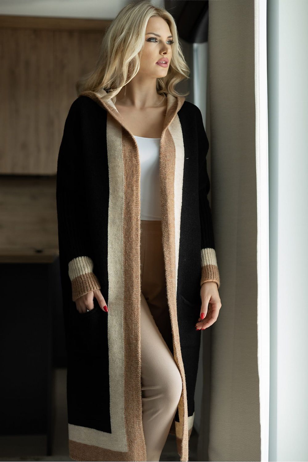  cardigan model 171314 PeeKaBoo 