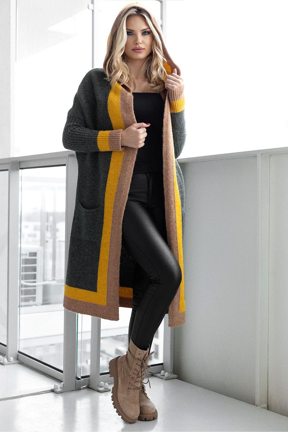  cardigan model 171315 PeeKaBoo 
