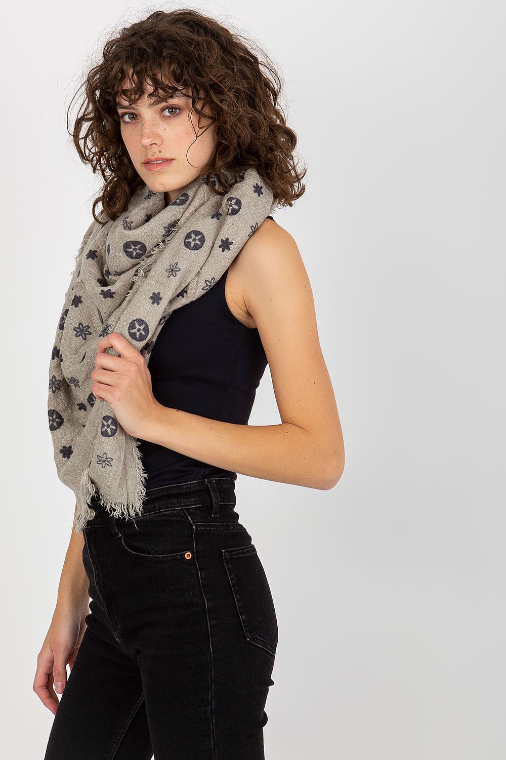 sjaal model 174864 AT 