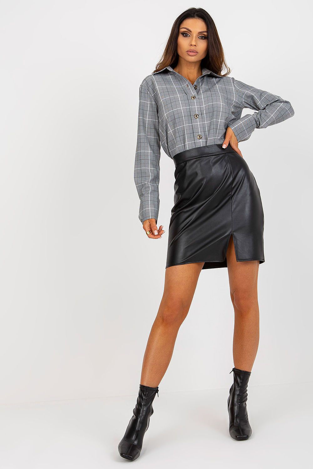  rok model 175494 Lakerta 