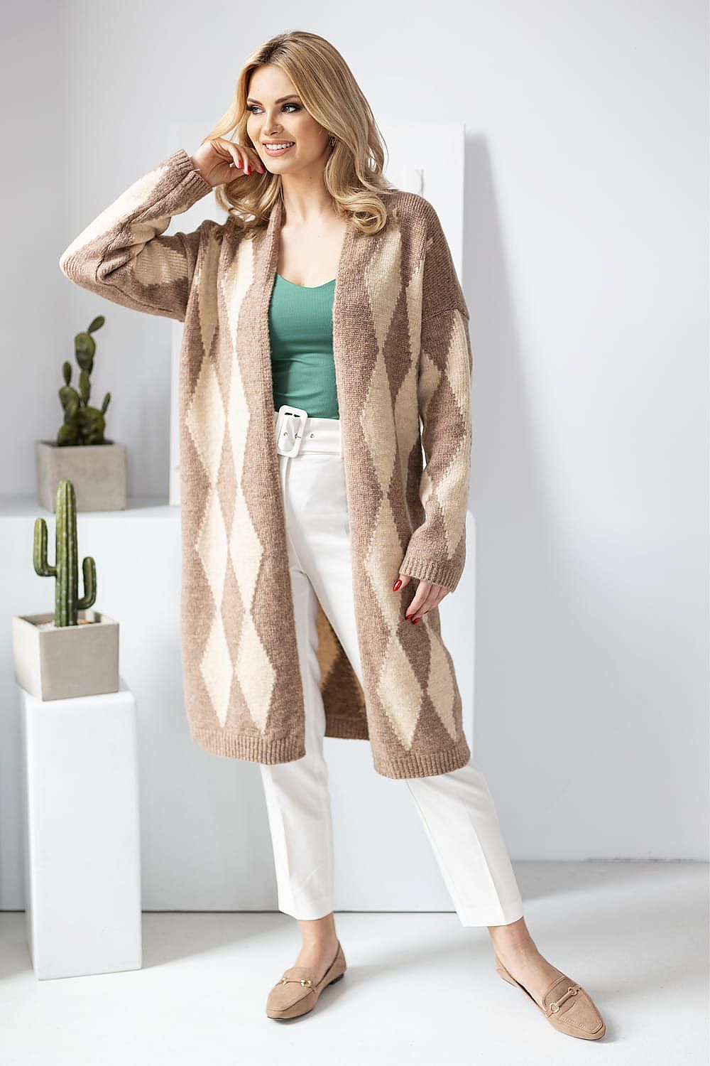  cardigan model 178642 PeeKaBoo 