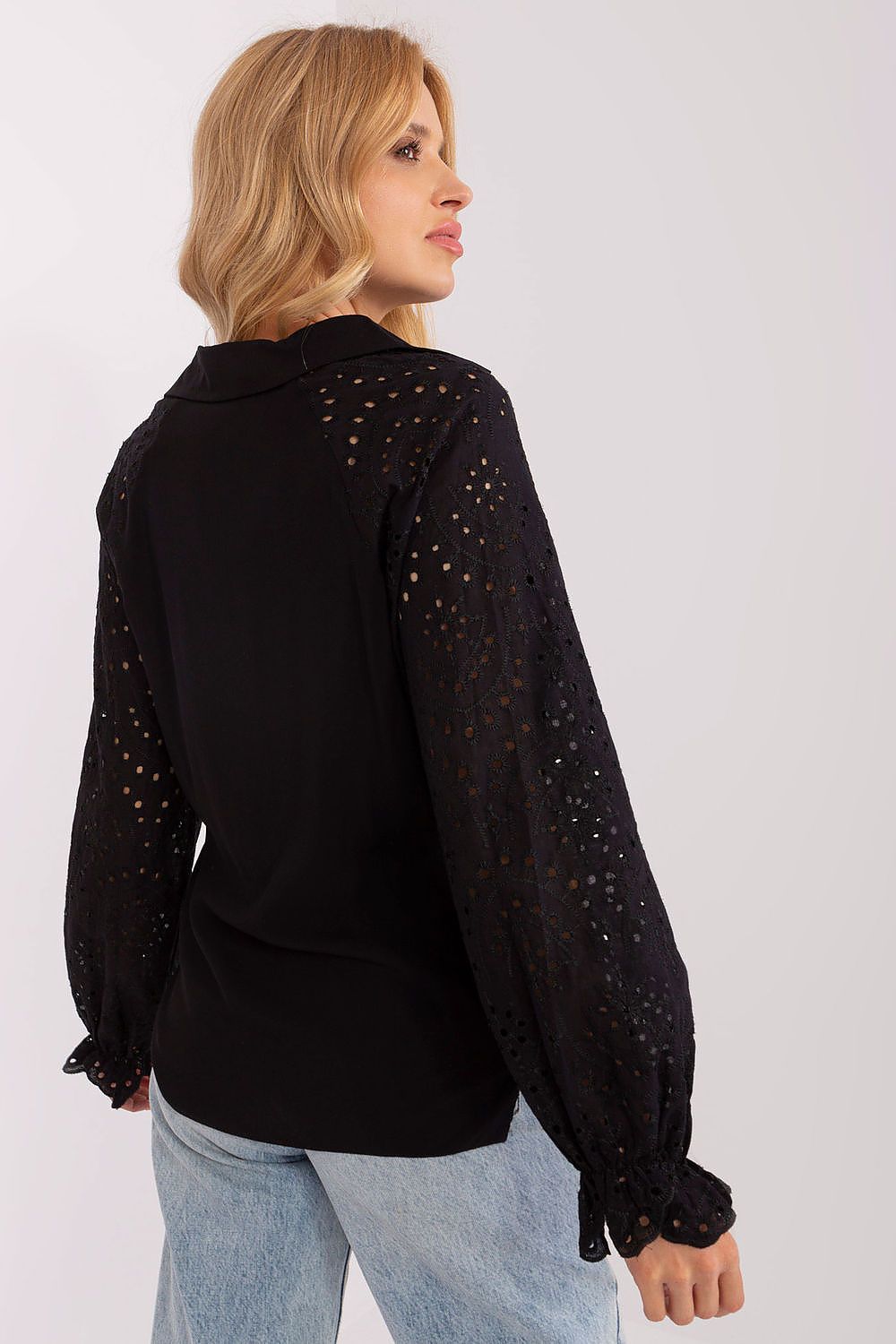  blouse model 182077 Lakerta 