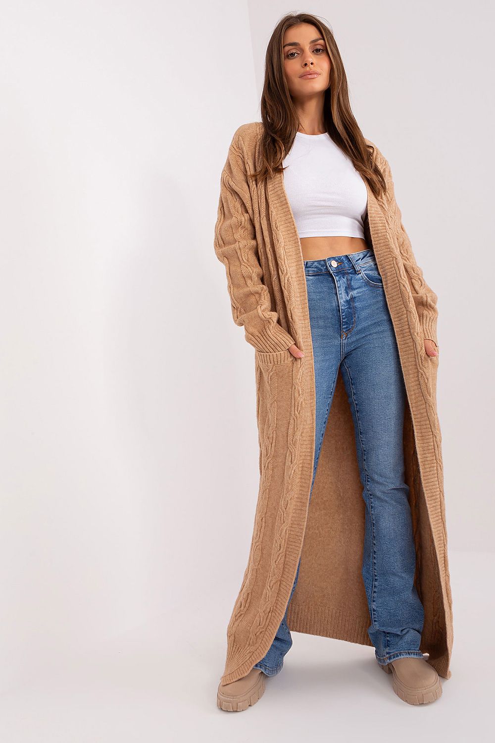  cardigan model 185968 AT 