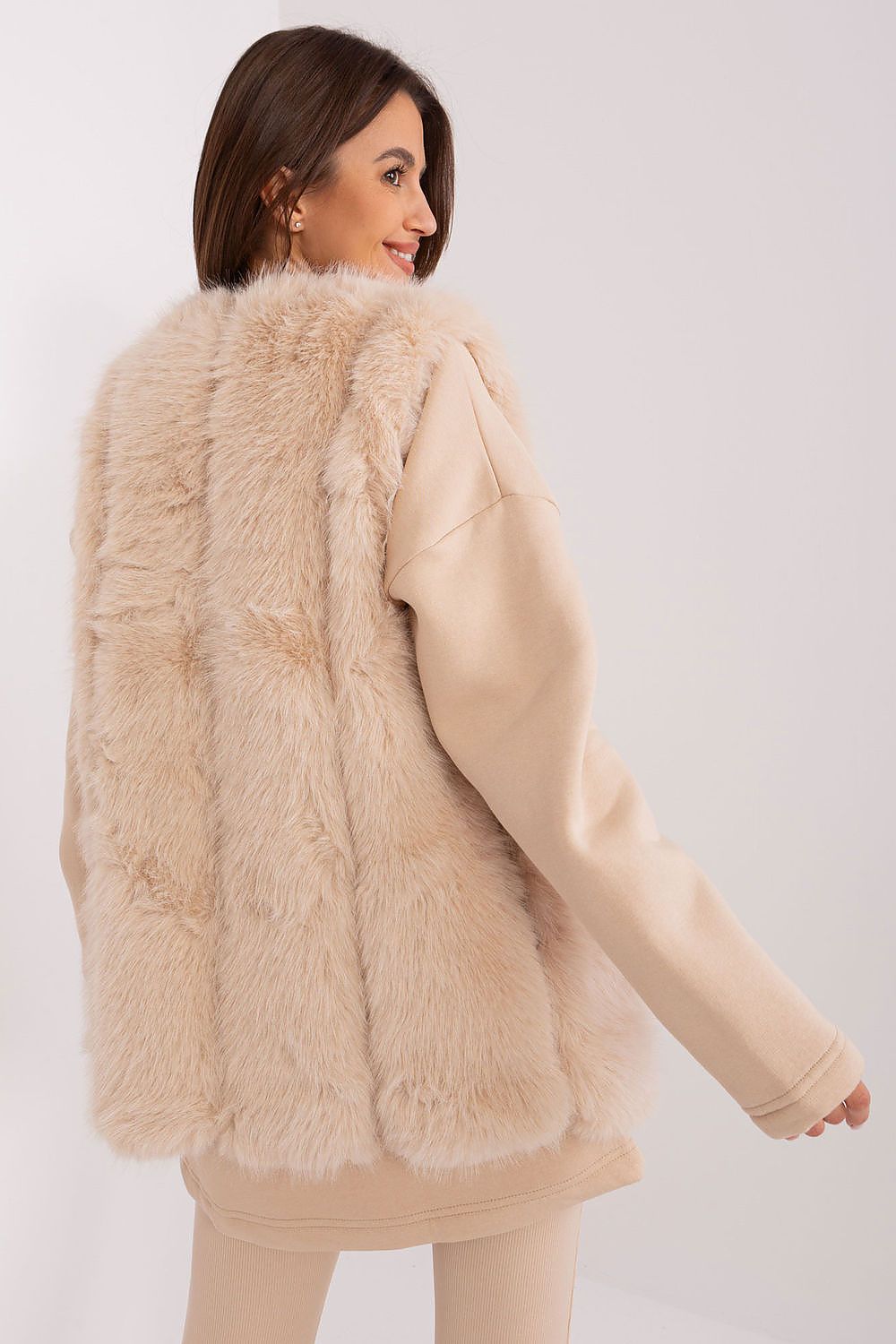  vest model 186707 AT 